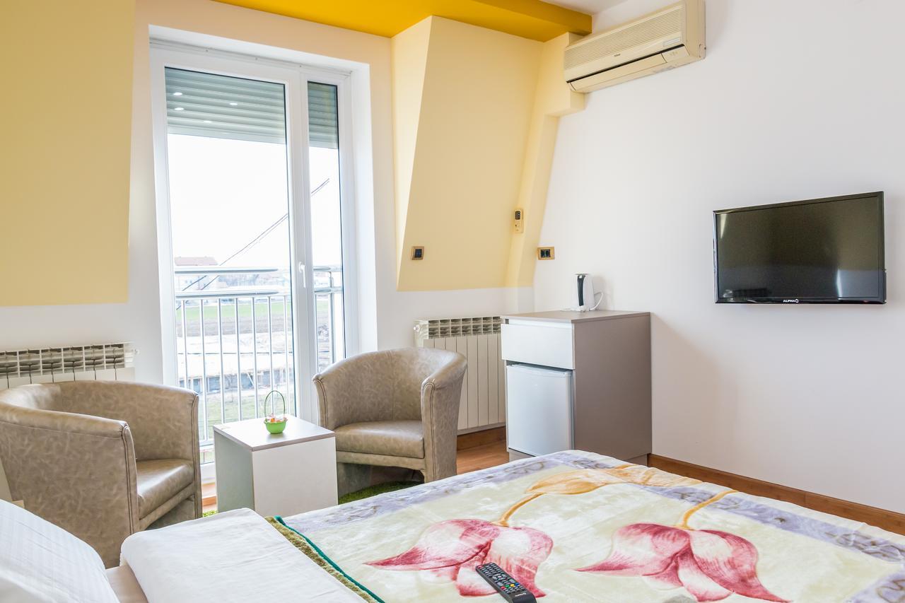 Kalanj Apartmani I Sobe Belgrade Extérieur photo